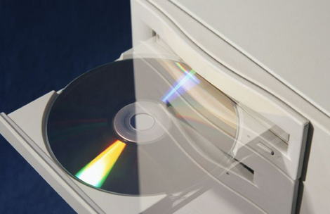 怎么使用光盘安装win7系统?