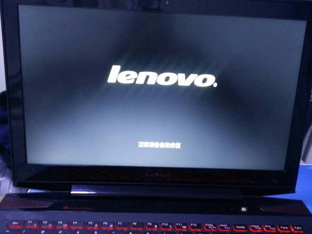联想Win8笔记本电脑开机黑屏怎么处理?