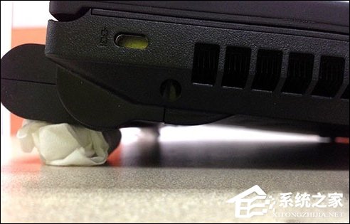 夏天笔记本太热怎么办?笔记本电脑热的烫手要不要放冰箱?