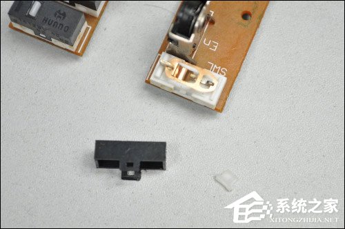 鼠标怎么拆开保养零件?鼠标拆卸微调解决小问题