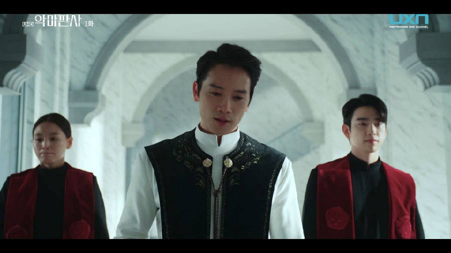 The.Devil.Judge.S01E01.2160p.UHDTV.AAC.H.265.10bit-AppleTor.mkv_20220411_144924.521.jpg