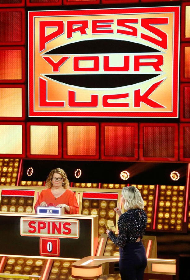 Press.Your.Luck.2019.S04 1.jpg
