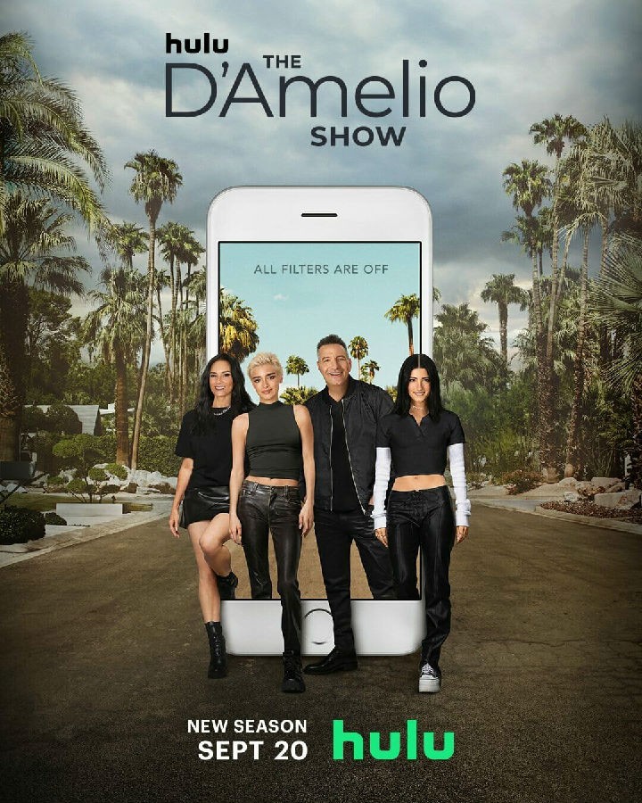 The.DAmelio.Show.S03 达梅里奥秀1.jpg