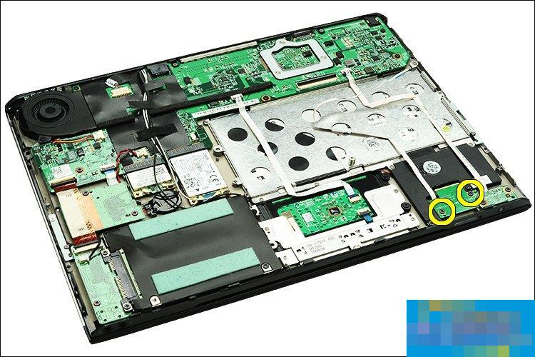 戴尔笔记本V130怎么拆机?DELL V0STRO拆机图解