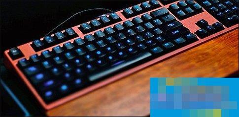 键盘按键是什么材料做的?ABS、POM和PBT材质的键帽手感如何?